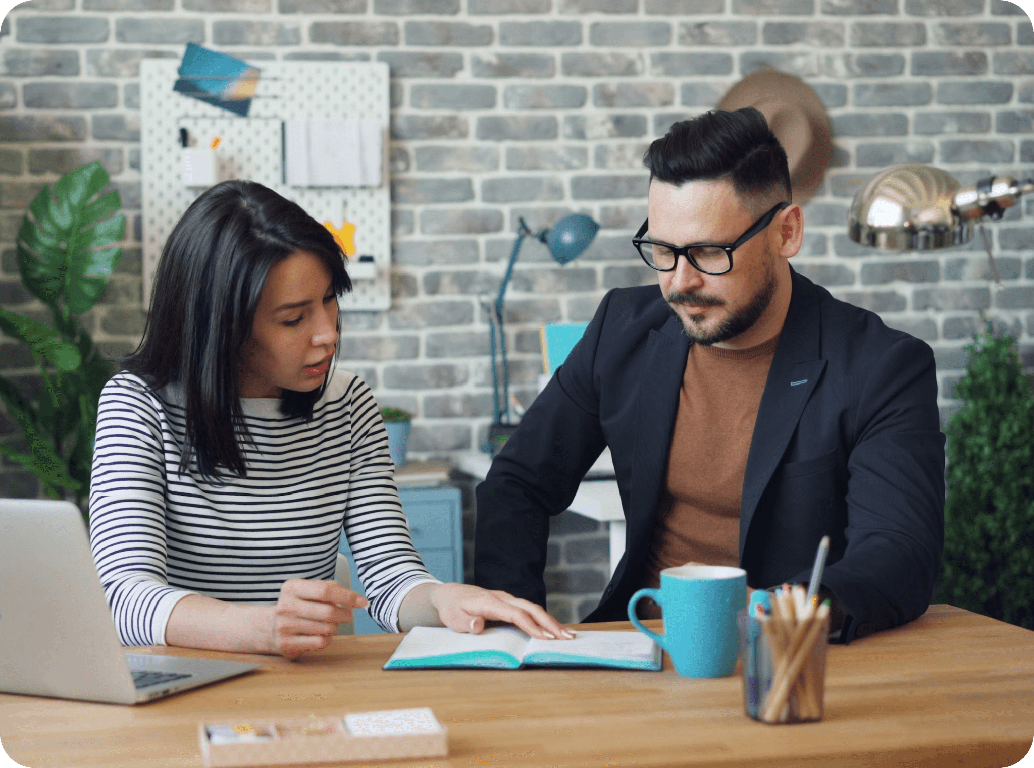 Marketing dashboards building in public